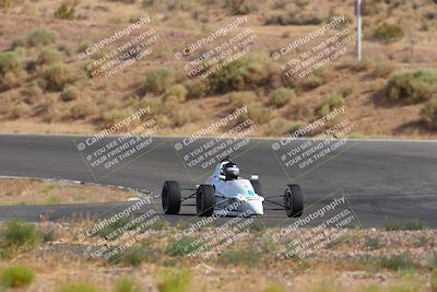 media/Jun-01-2025-CalClub SCCA (Sun) [[eae223c5dd]]/Group 3/Qualifying/